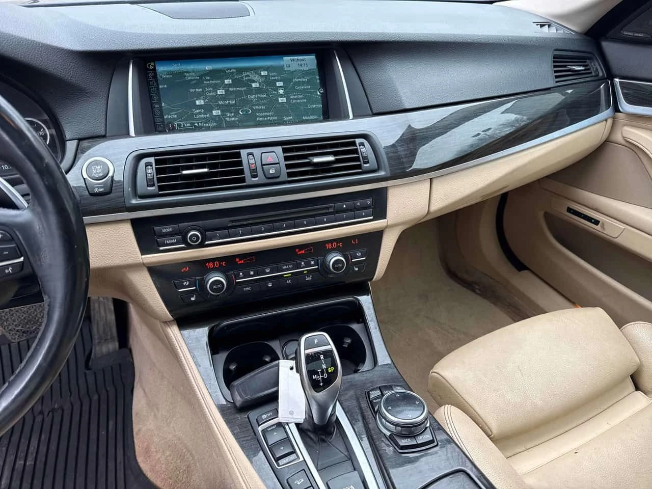 BMW 535 * 535i xDrive * 2 КЛЮЧА* PANO* KEYLESS* ПОДГРЕВ* , снимка 9 - Автомобили и джипове - 54177072