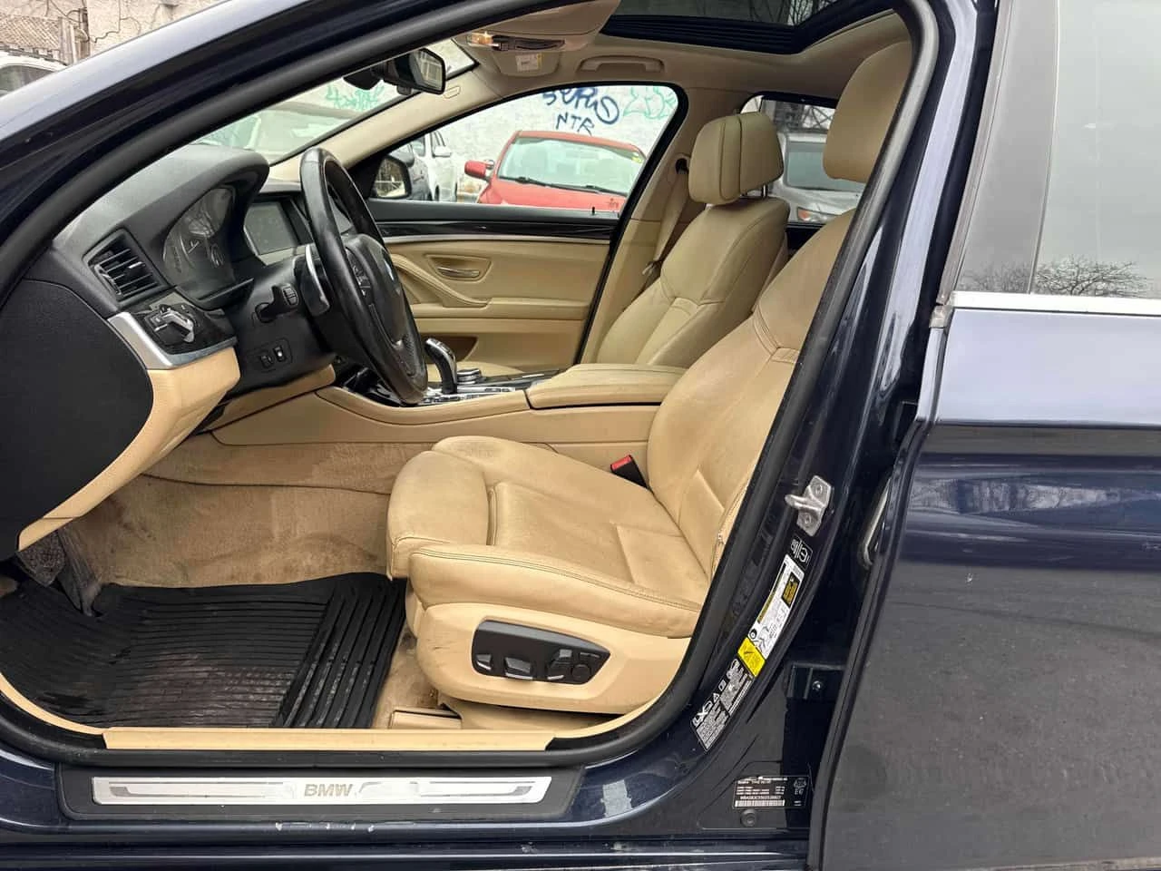 BMW 535 * 535i xDrive * 2 КЛЮЧА* PANO* KEYLESS* ПОДГРЕВ* , снимка 10 - Автомобили и джипове - 54177072