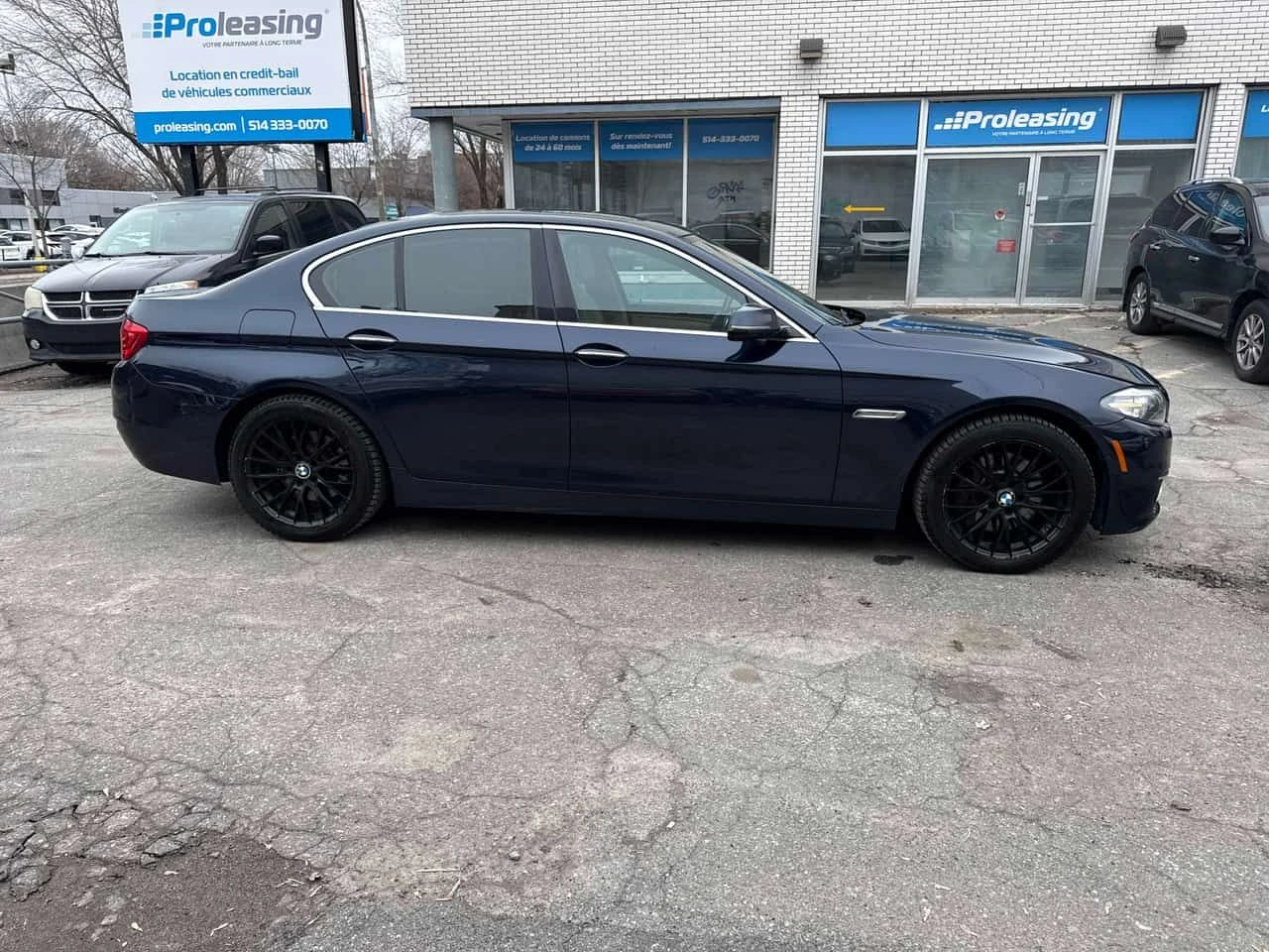 BMW 535 * 535i xDrive * 2 КЛЮЧА* PANO* KEYLESS* ПОДГРЕВ* , снимка 3 - Автомобили и джипове - 54177072
