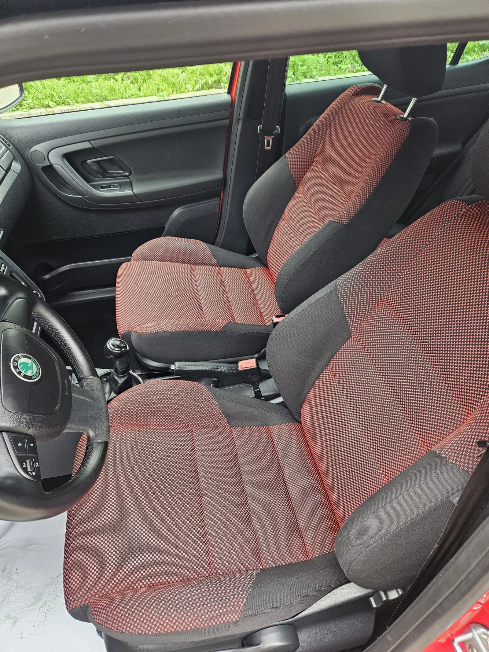 Skoda Fabia МОНТЕ КАРЛО , снимка 5 - Автомобили и джипове - 54233181