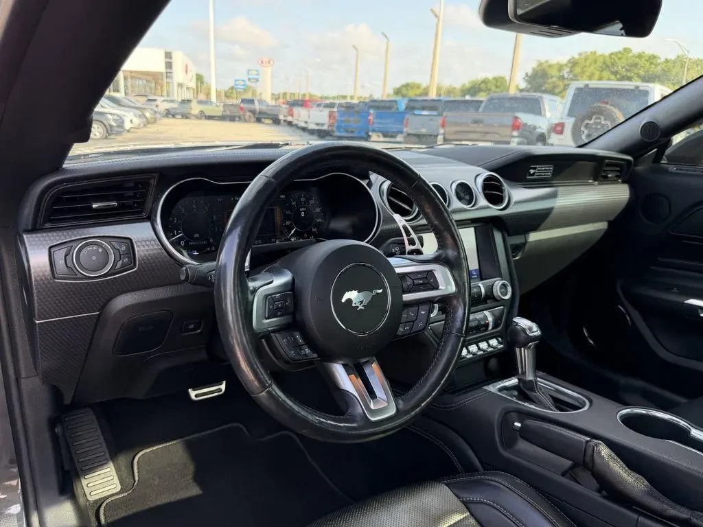 Ford Mustang GT Premium, снимка 9 - Автомобили и джипове - 54401815