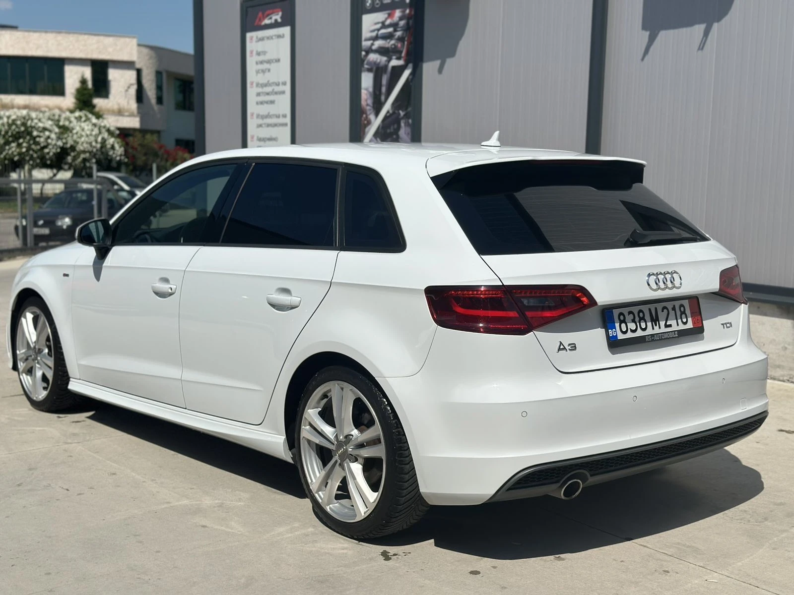 Audi A3 Sportback S LINE, снимка 4 - Автомобили и джипове - 54681922