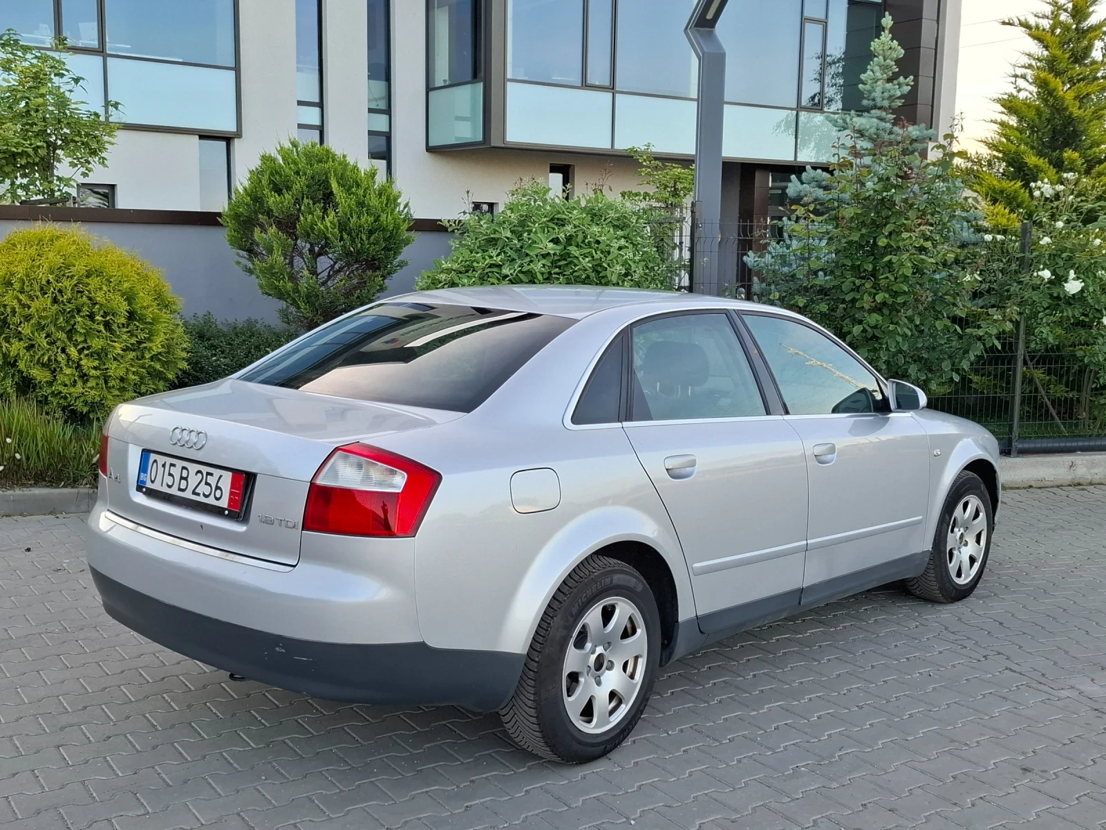 Audi A4 1.9TDI* (101кс)* KLIMATRONIK* НОВ ВНОС* , снимка 12 - Автомобили и джипове - 54717113
