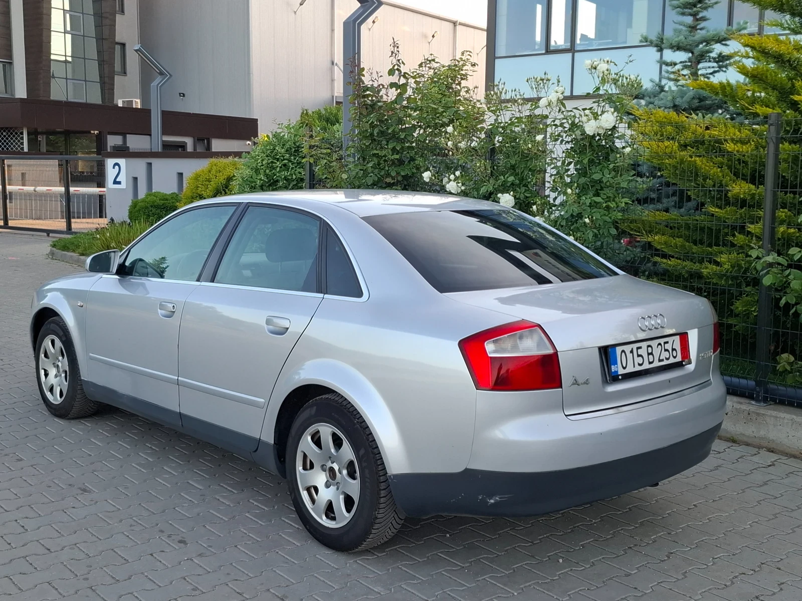 Audi A4 1.9TDI* (101кс)* KLIMATRONIK* НОВ ВНОС* , снимка 7 - Автомобили и джипове - 54717113
