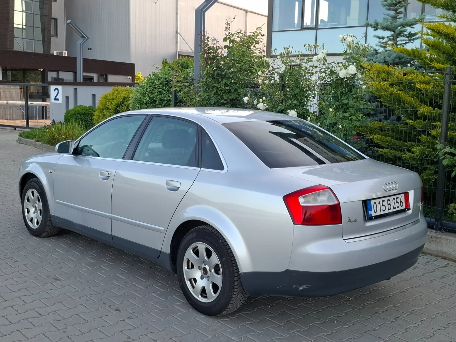 Audi A4 1.9TDI* (101кс)* KLIMATRONIK* НОВ ВНОС* , снимка 6 - Автомобили и джипове - 54717113