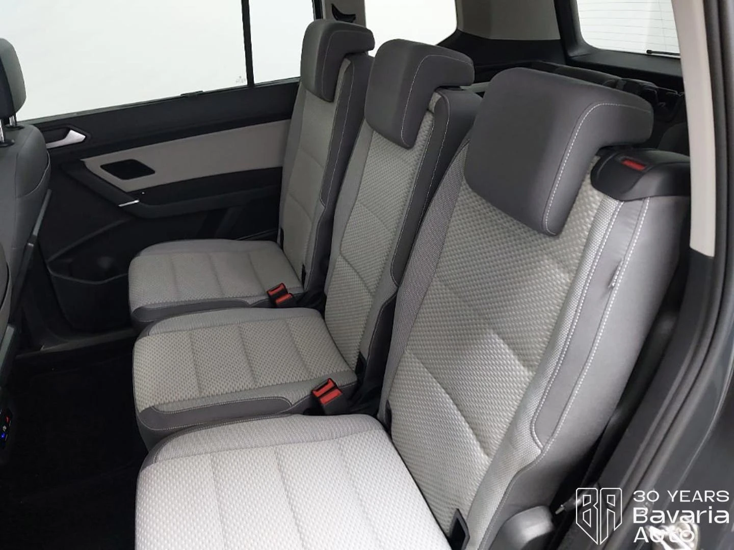 VW Touran Comfortline DSG, снимка 9 - Автомобили и джипове - 54814663