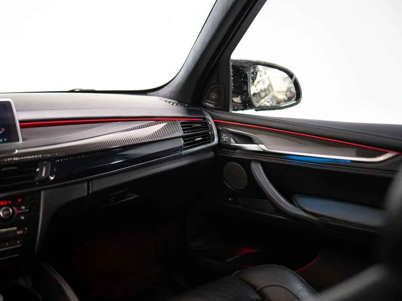 BMW X5M * PREMIUM PKG | CARBON FIBRE | 20 IN * CARFAX * ЦЕ, снимка 11 - Автомобили и джипове - 54935257
