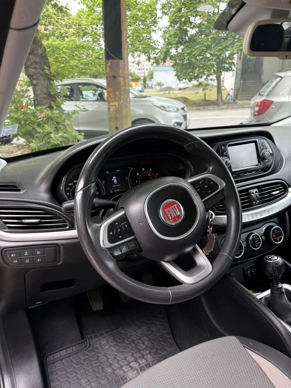 Fiat Tipo, снимка 9 - Автомобили и джипове - 55136721