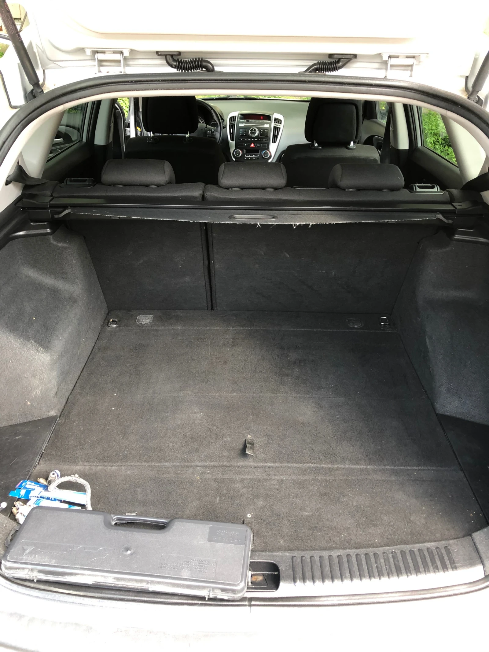Kia Ceed, снимка 11 - Автомобили и джипове - 55163179