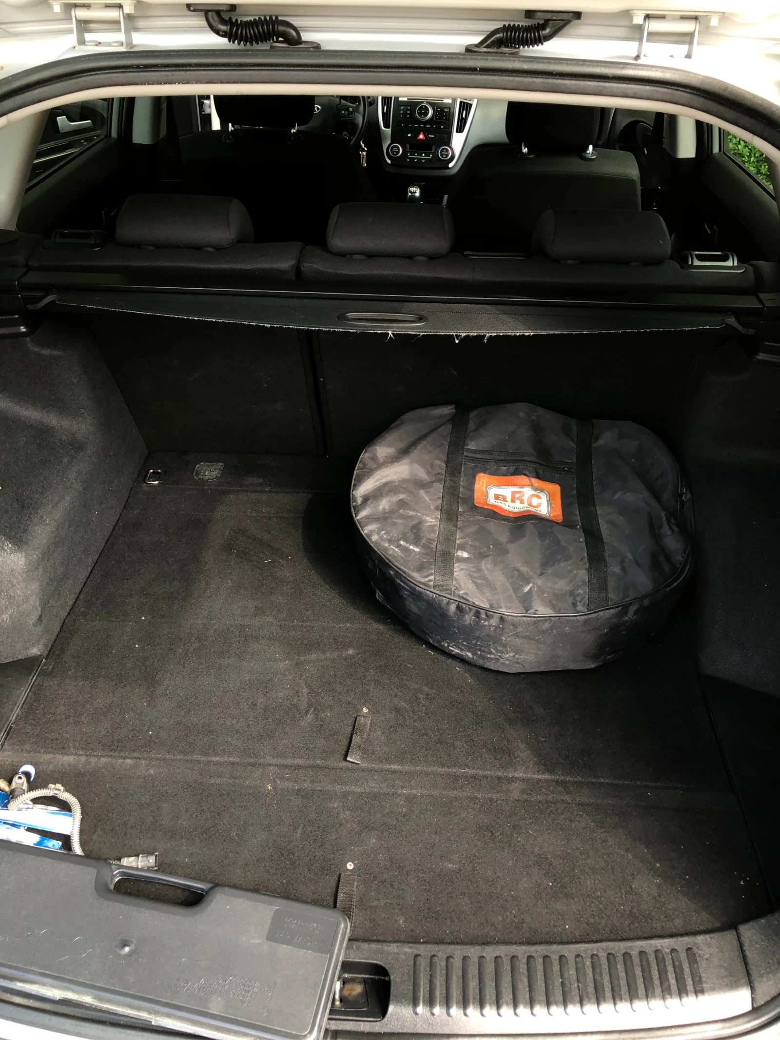 Kia Ceed, снимка 10 - Автомобили и джипове - 55163179