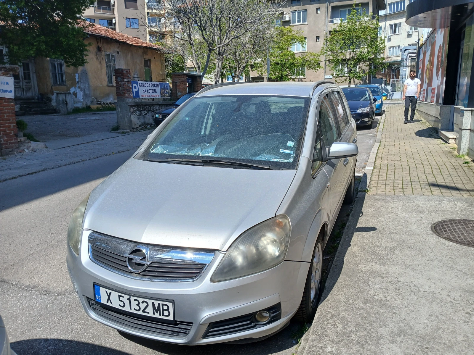 Opel Zafira 7 места, снимка 3 - Автомобили и джипове - 55572999