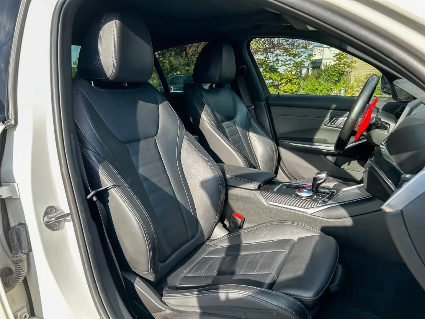 BMW 330 xDrive/M-Sport Pkg/AeroKit/Sunroof, снимка 13 - Автомобили и джипове - 55692106