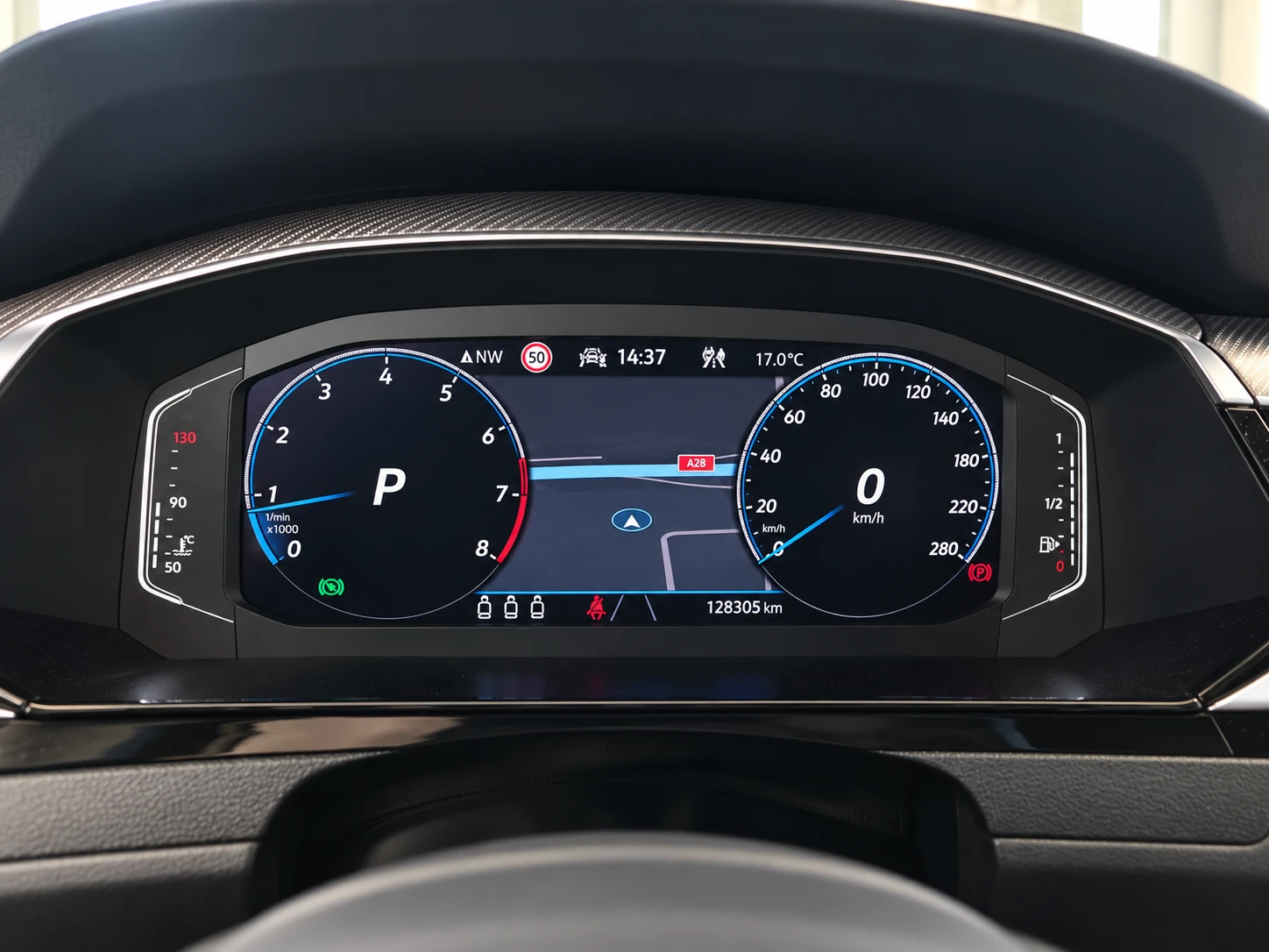 VW Arteon VW Arteon R-Line 2.0 TSI DSG | MATRIX | PANO | HUD, снимка 9 - Автомобили и джипове - 56330785