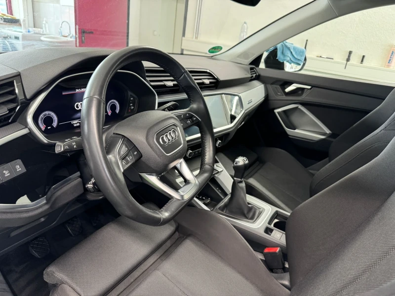 Audi Q3, снимка 5 - Автомобили и джипове - 47123608