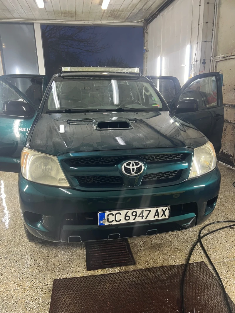 Toyota Hilux 2.5 / 2008/  оборудвана с хардтоп, снимка 1 - Автомобили и джипове - 48536734