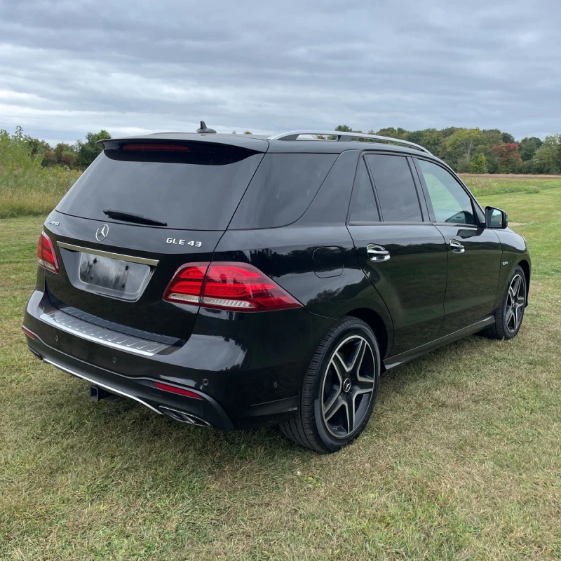 Mercedes-Benz GLE 43 AMG 4MATIC /Масажи/Harman-Kardon/Обдухване/Без инцид. , снимка 3 - Автомобили и джипове - 48756681