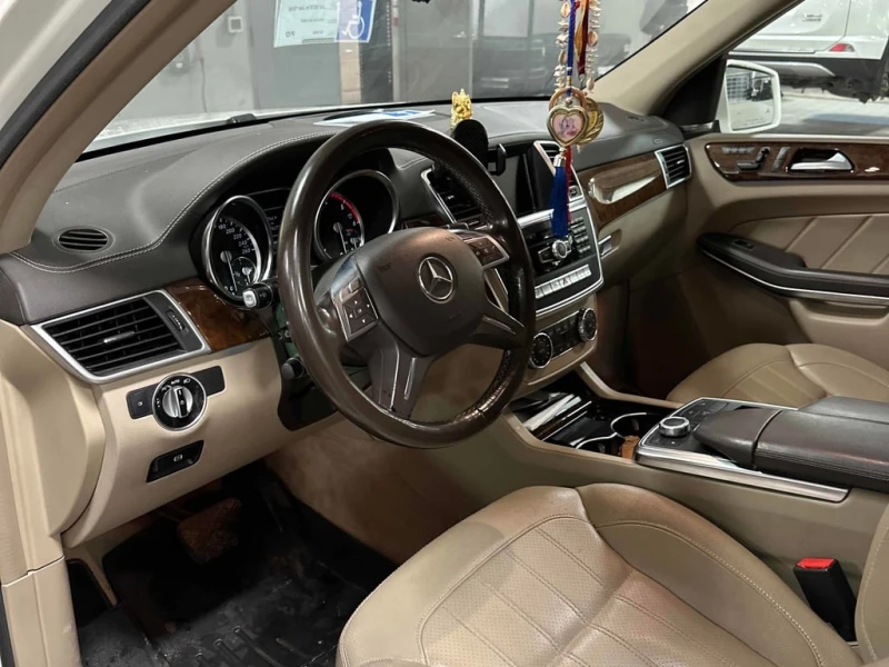 Mercedes-Benz GL * 350 BlueTEC * CARFAX * БЕЗ ПЪРВОНАЧАЛНА ВНОСКА, снимка 5 - Автомобили и джипове - 52888887