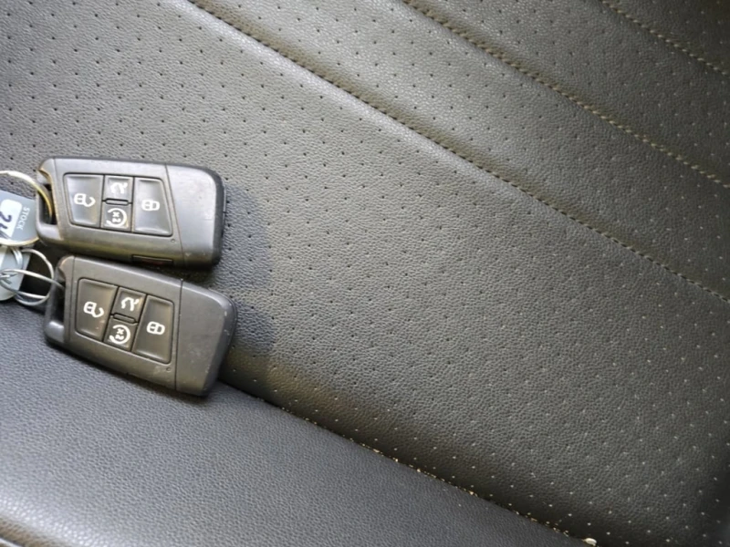 VW Tiguan * COMFORTLINE R LINE BLACK EDITION * CARFAX * , снимка 8 - Автомобили и джипове - 53027407