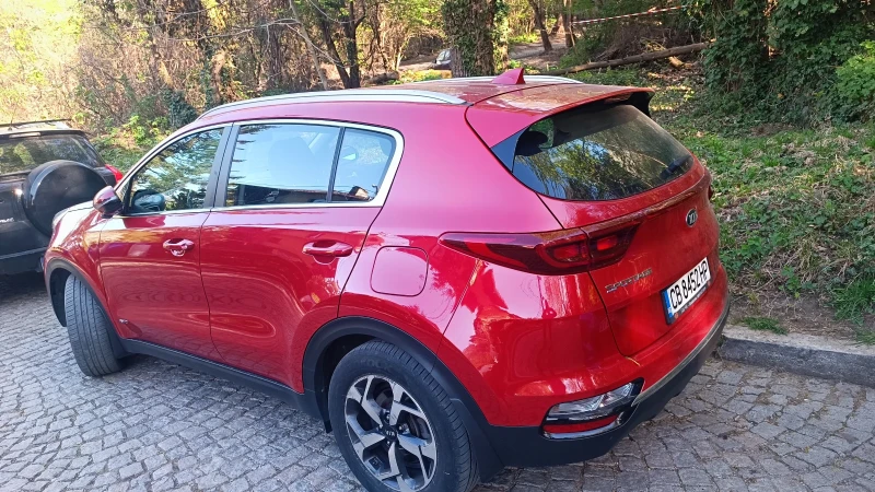 Kia Sportage, снимка 8 - Автомобили и джипове - 53390531