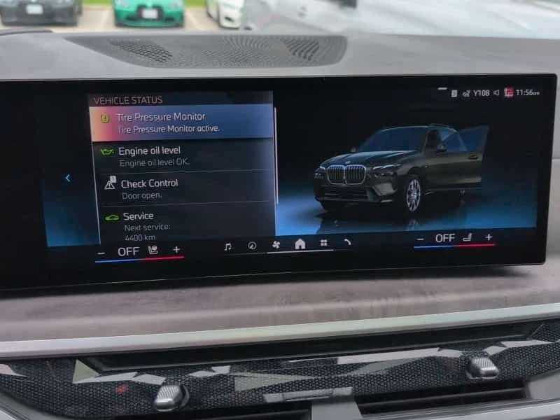 BMW X7 * xDrive40i * CARFAX * PANO * HARMON KARDON * , снимка 3 - Автомобили и джипове - 53569072