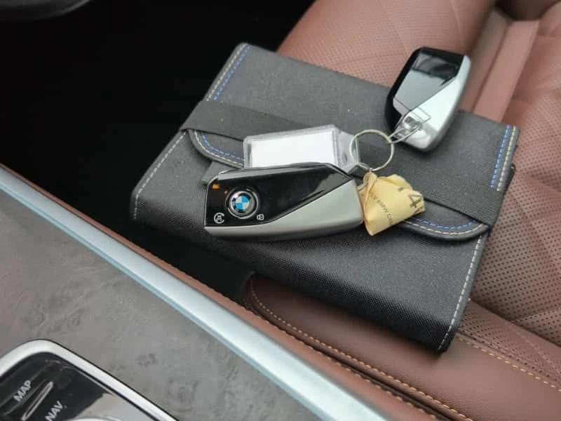 BMW X7 * xDrive40i * CARFAX * PANO * HARMON KARDON * , снимка 8 - Автомобили и джипове - 53569072