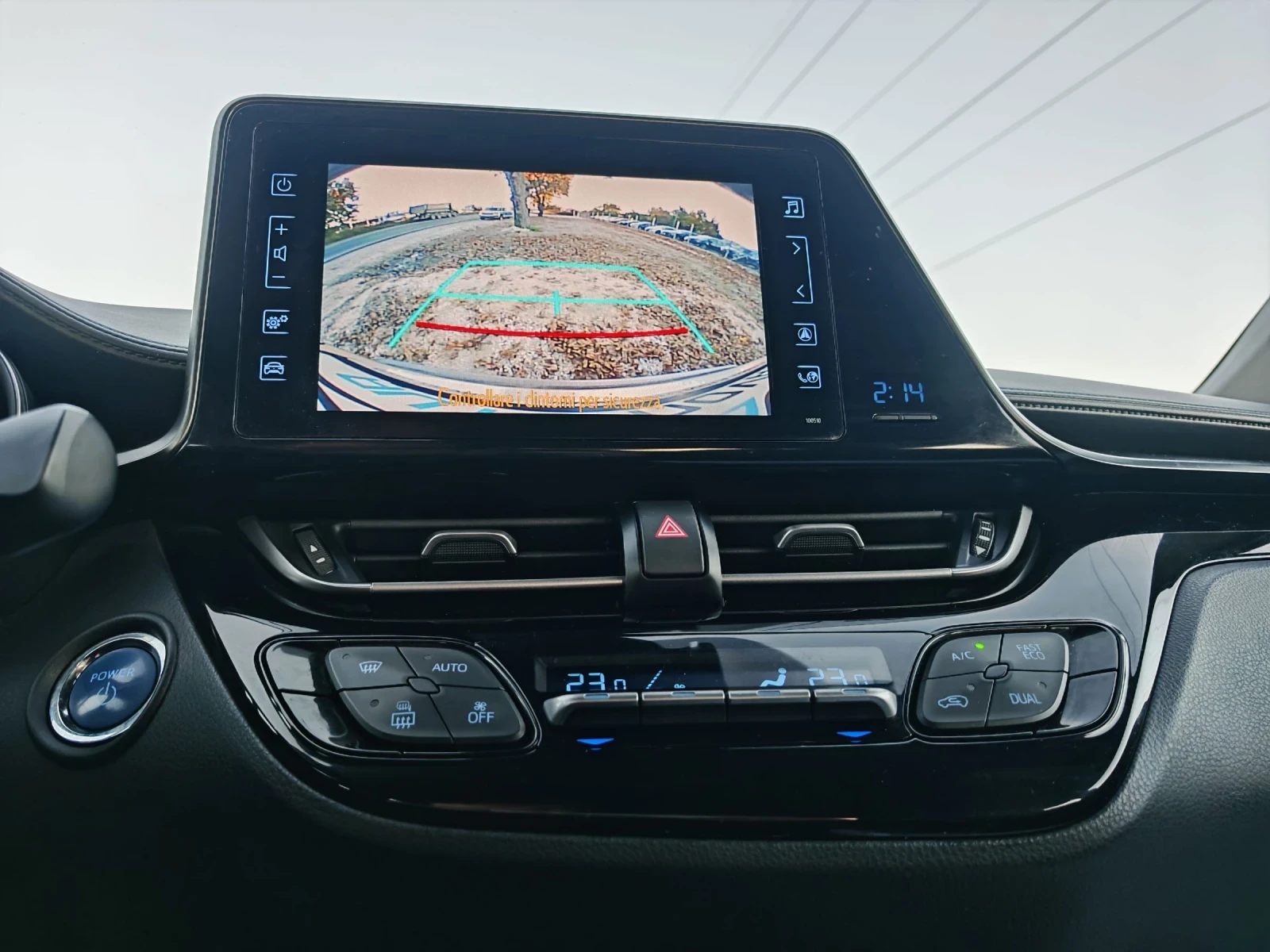 Toyota C-HR 1.8 ХИБРИД 122 К.С.!129 000 КМ!СЕРВИЗНА! КАТО НОВА - изображение 10