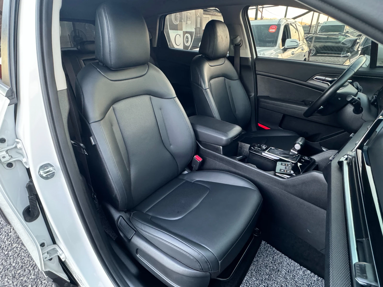 Kia Sportage 2.0D ! 2WD ! Prestige ! - изображение 10