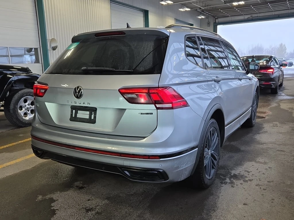VW Tiguan * COMFORTLINE R LINE BLACK EDITION * CARFAX *  | Mobile.bg � ����������� 3