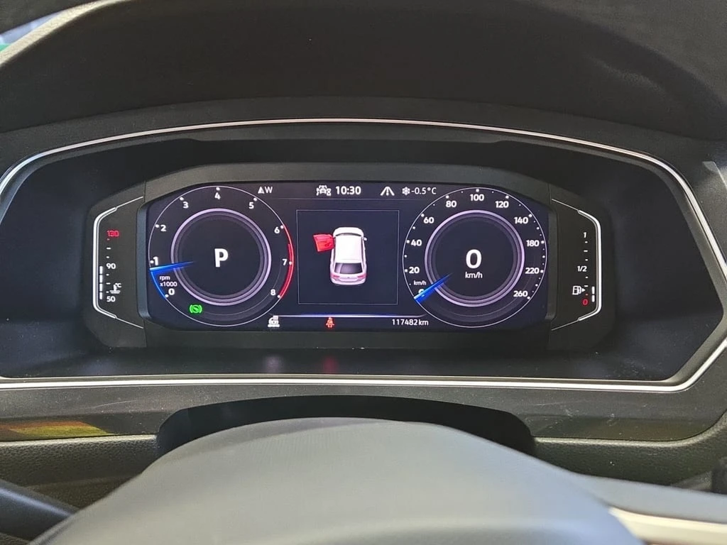 VW Tiguan * COMFORTLINE R LINE BLACK EDITION * CARFAX *  | Mobile.bg � ����������� 9