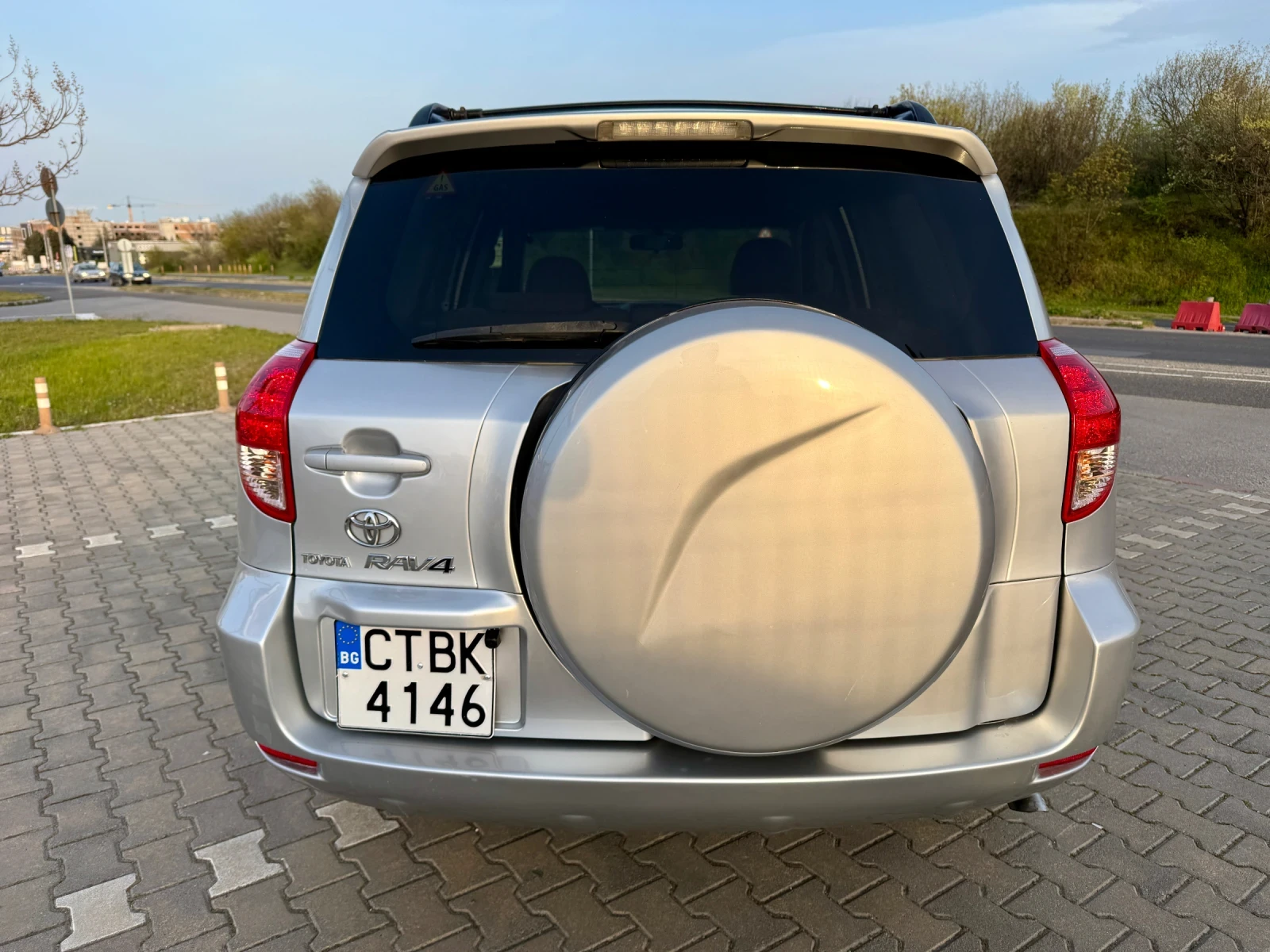 Toyota Rav4 * 2.4VVT-I* 156HP* LPG* AUTOMATIC* , снимка 5 - Автомобили и джипове - 54215974