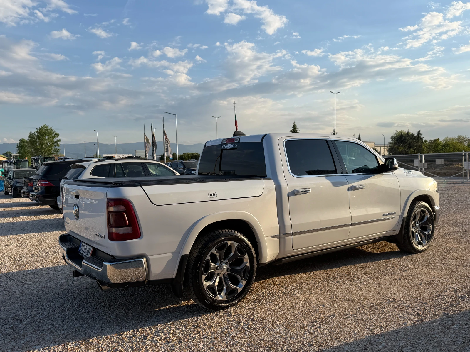 Dodge RAM 1500 5.7 HEMI* Limited* Full, снимка 8 - Автомобили и джипове - 54346940