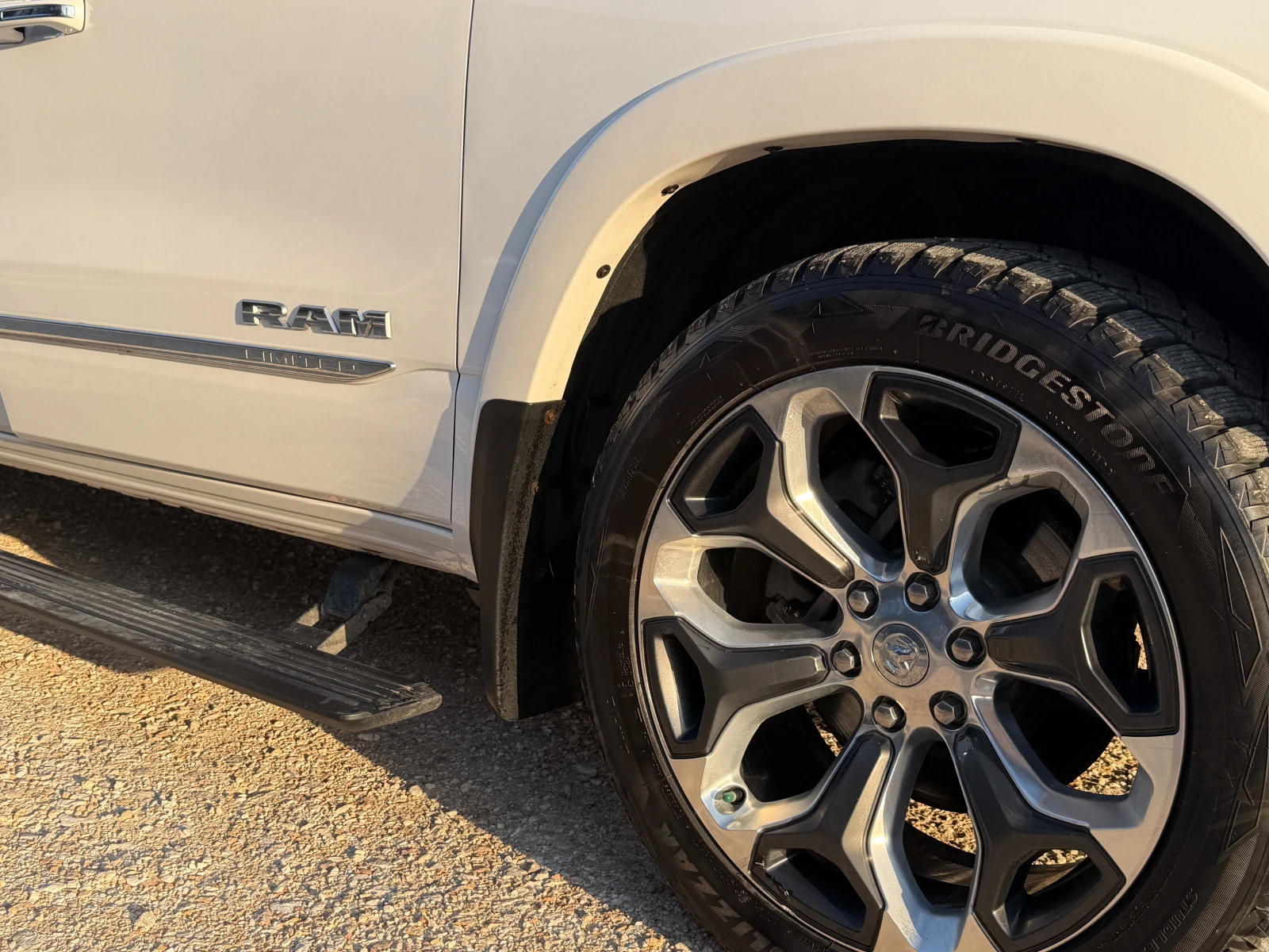 Dodge RAM 1500 5.7 HEMI* Limited* Full, снимка 10 - Автомобили и джипове - 54346940