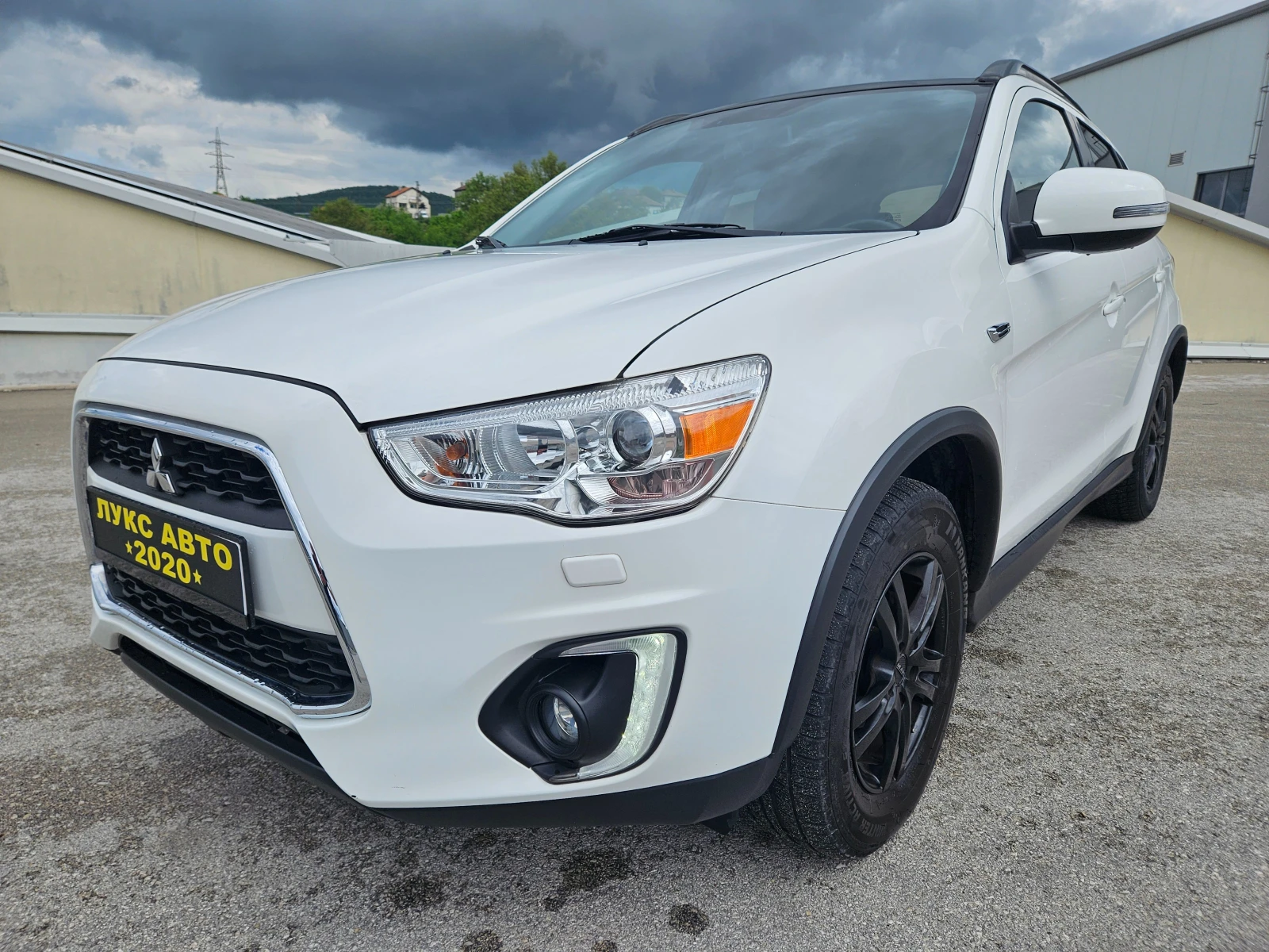 Mitsubishi ASX Уникат НАПЪЛНО ОБСЛУЖЕН , снимка 8 - Автомобили и джипове - 54505706