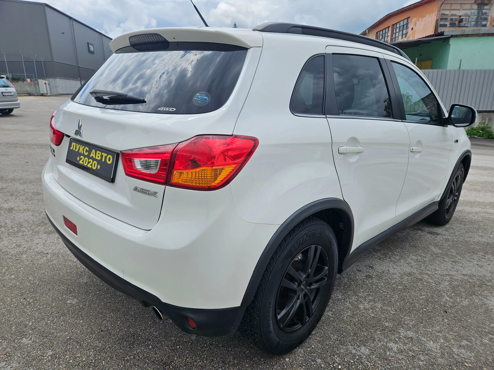 Mitsubishi ASX Уникат НАПЪЛНО ОБСЛУЖЕН , снимка 4 - Автомобили и джипове - 54505706