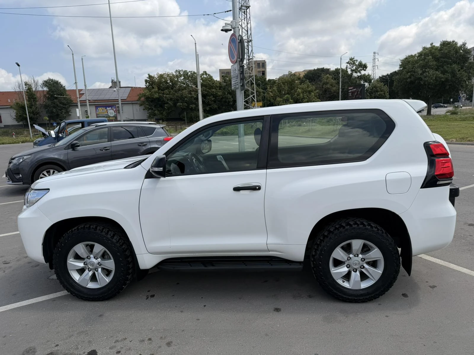 Toyota Land cruiser J 150, снимка 3 - Автомобили и джипове - 55365251