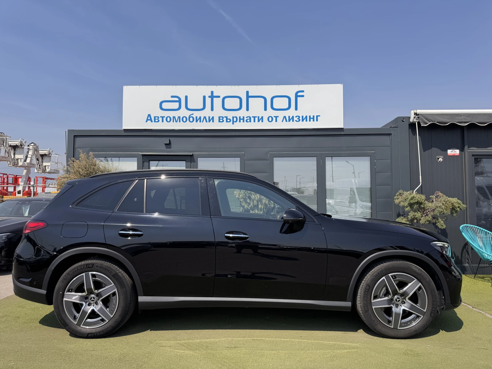 Mercedes-Benz GLC 300 AMG Line/PREMIUM/2.0/258K.C./9АТ/4MATIC/ГАРАНЦИЯ, снимка 5 - Автомобили и джипове - 55705999