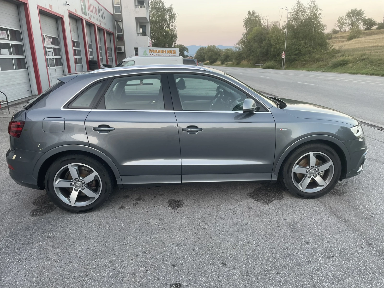 Audi Q3 Quattro S Line, снимка 8 - Автомобили и джипове - 55746181