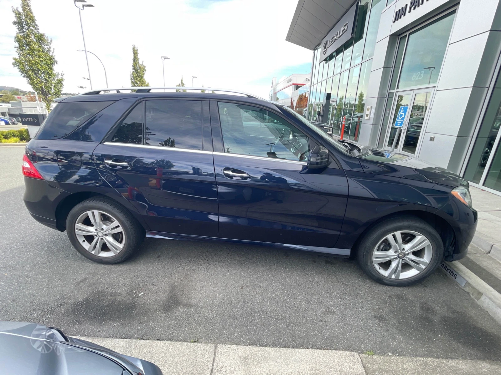 Mercedes-Benz ML 350 * BlueTEC * CARFAX * ОПЦИЯ ЗА ФИНАНСИРАНЕ , снимка 3 - Автомобили и джипове - 55850149