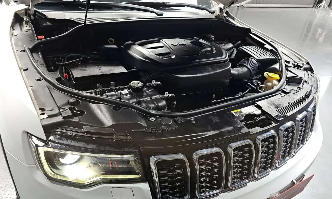 Jeep Cherokee * 3.6 Limited * ФИНАНСИРАНЕ, снимка 6 - Автомобили и джипове - 56169305