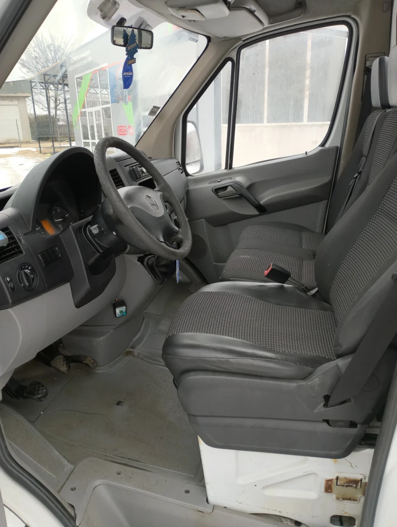 Mercedes-Benz Sprinter 311, снимка 7 - Бусове и автобуси - 53363829