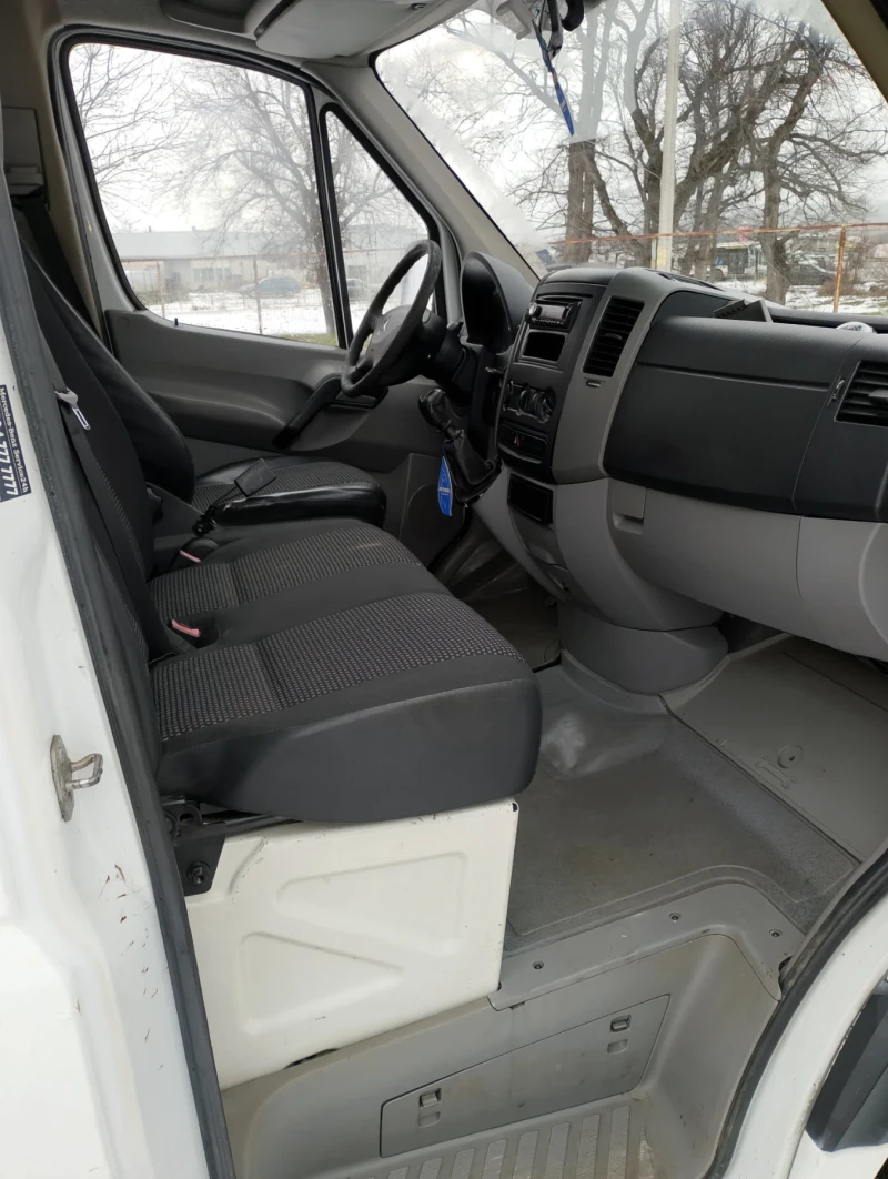 Mercedes-Benz Sprinter 311, снимка 5 - Бусове и автобуси - 53363829