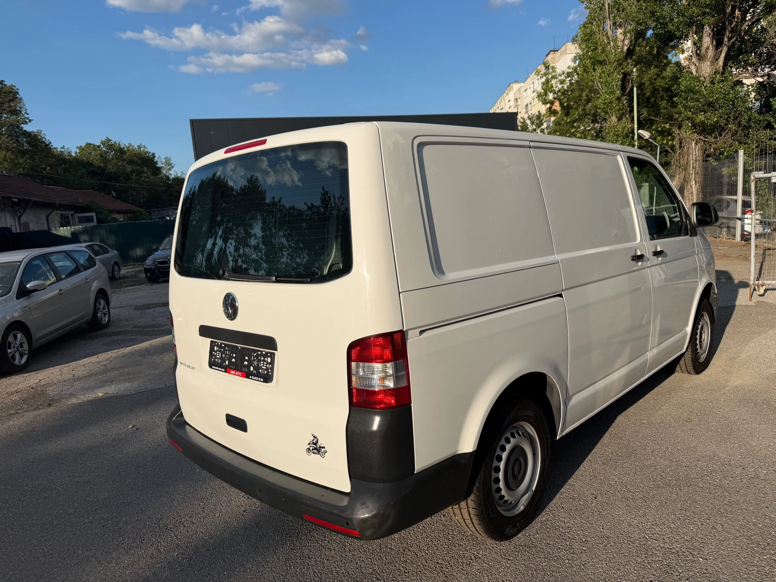 VW T5 2.0 TDI CR 102hp Euro5, снимка 4 - Бусове и автобуси - 53995007