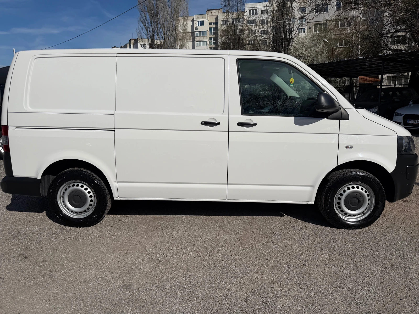 VW T5 2.0 TDI CR 102hp Euro5, снимка 9 - Бусове и автобуси - 53995007
