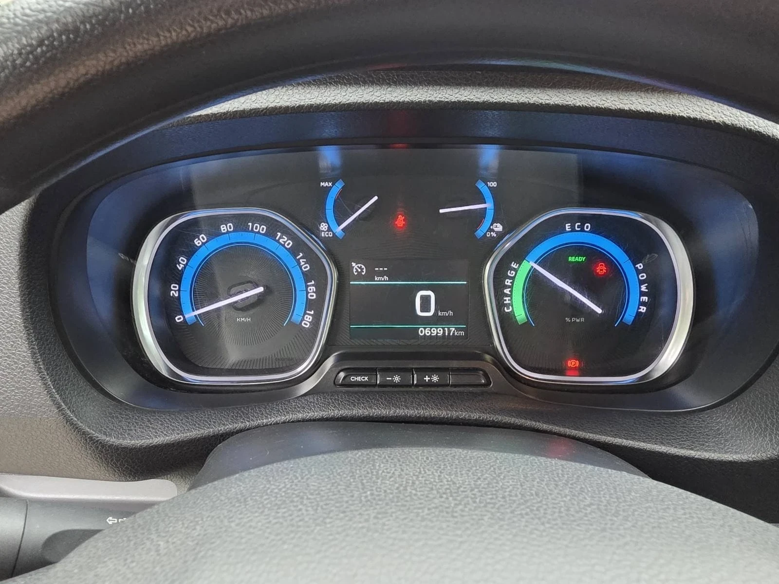 Peugeot Expert Electric 75kW, снимка 12 - Бусове и автобуси - 54383628