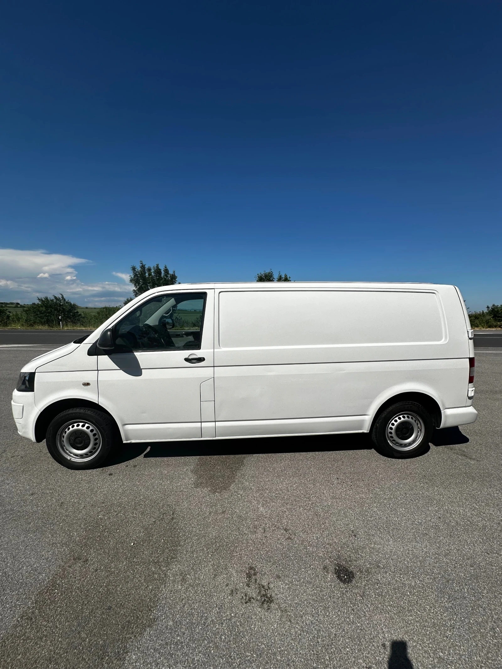 VW T5 2.0 TDI 140HP, снимка 3 - Бусове и автобуси - 54715246