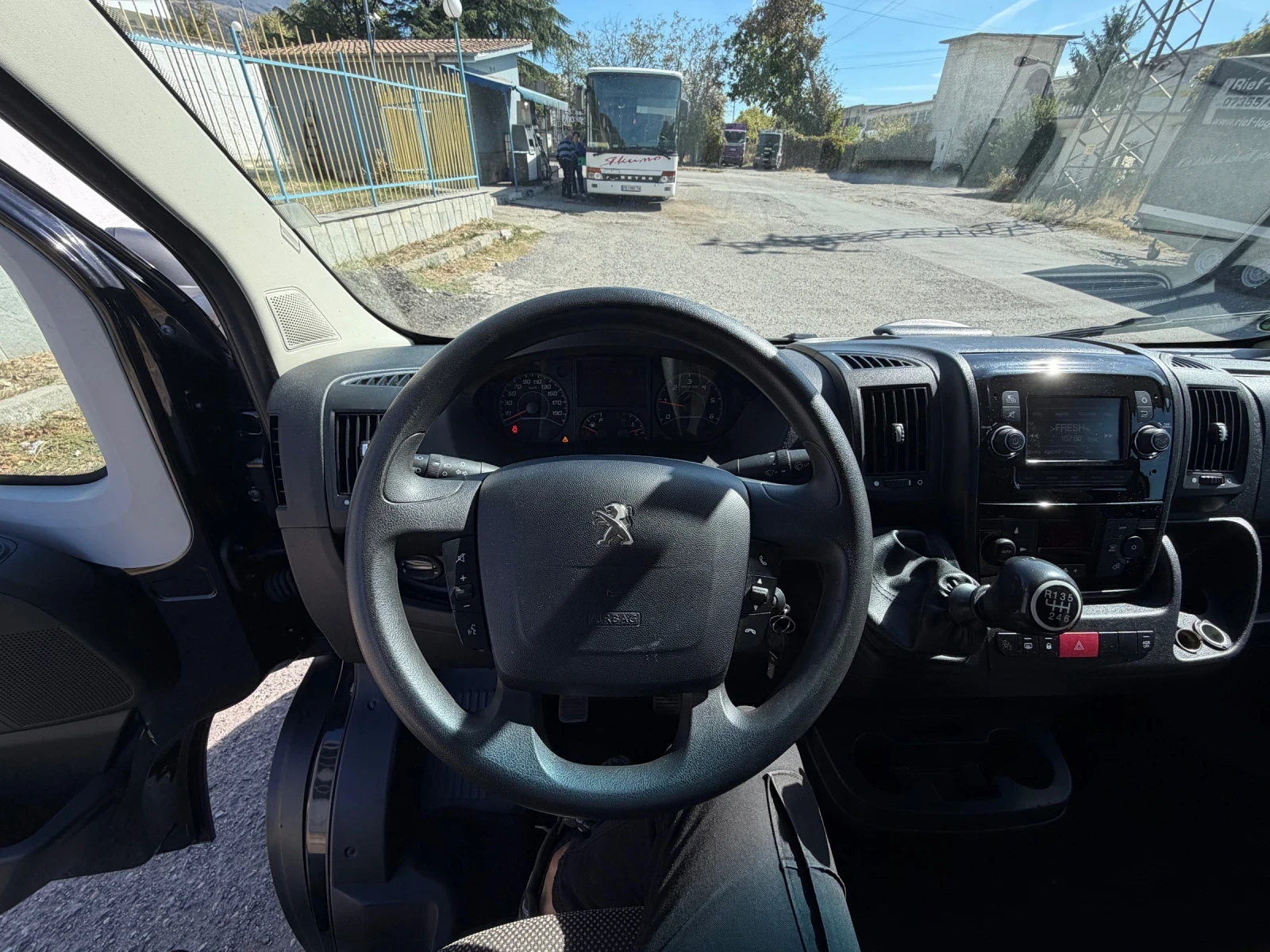 Peugeot Boxer L4H2* Клима* Топ състояние, снимка 8 - Бусове и автобуси - 56325367