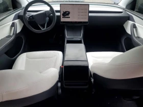 Tesla Model Y, снимка 8