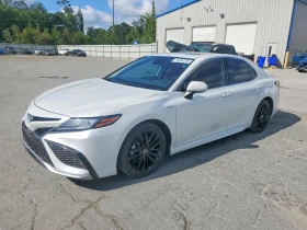 Toyota Camry 2.5l Xse, снимка 1
