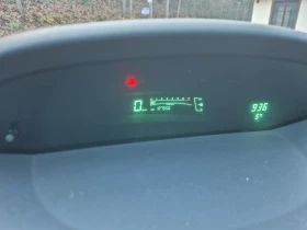 Toyota Yaris 1.3, снимка 6