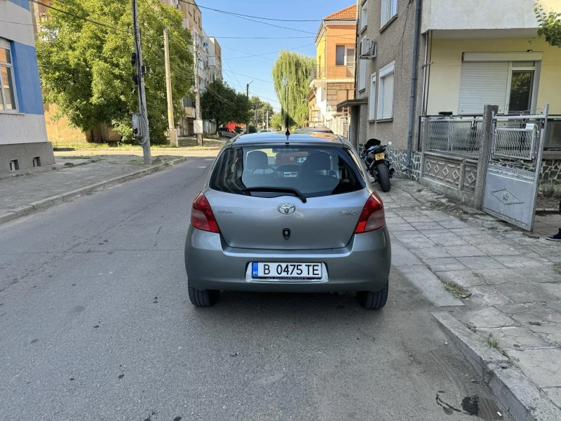 Toyota Yaris, снимка 4 - Автомобили и джипове - 46848438